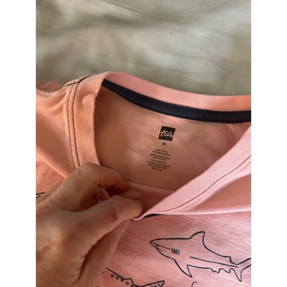 Tea Collection light orange red shark shirt size 16 - Picture 2 of 2